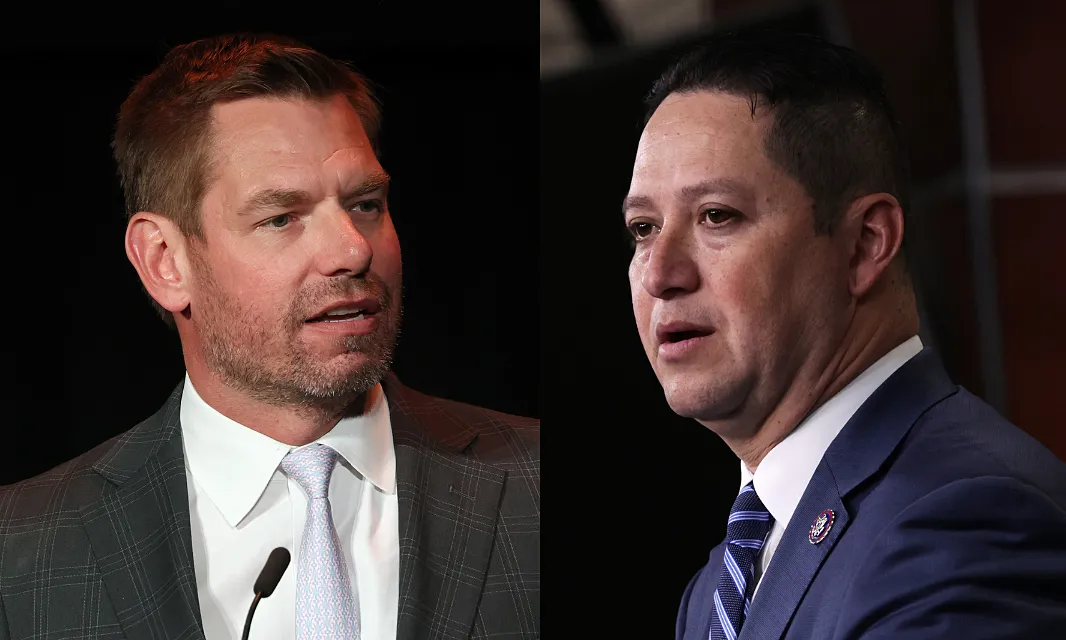 Hai nghị sĩ Mỹ đồng loạt từ chức vì bê bối tình dục